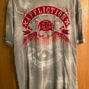 *SOLD* Men’s Affliction shirt